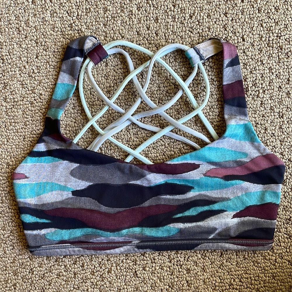LULULEMON // Free To Be Bra - Wild